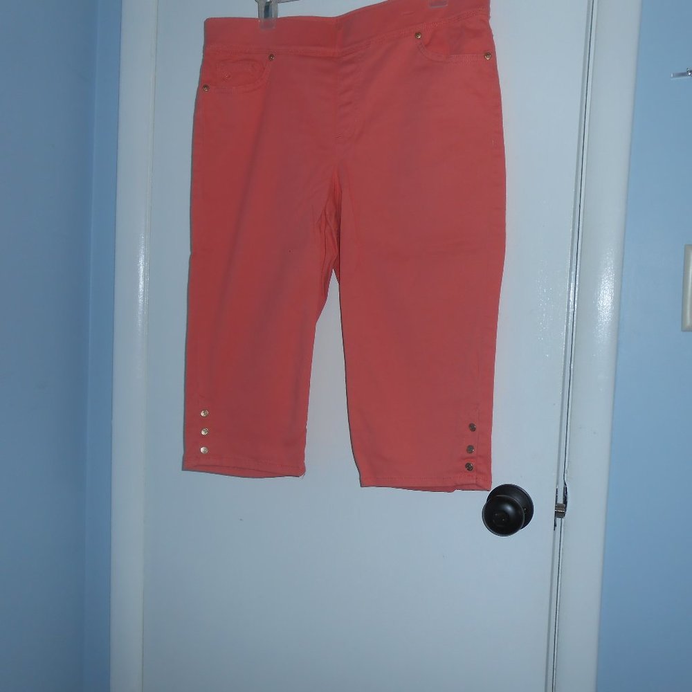 Capri pull on Jeans